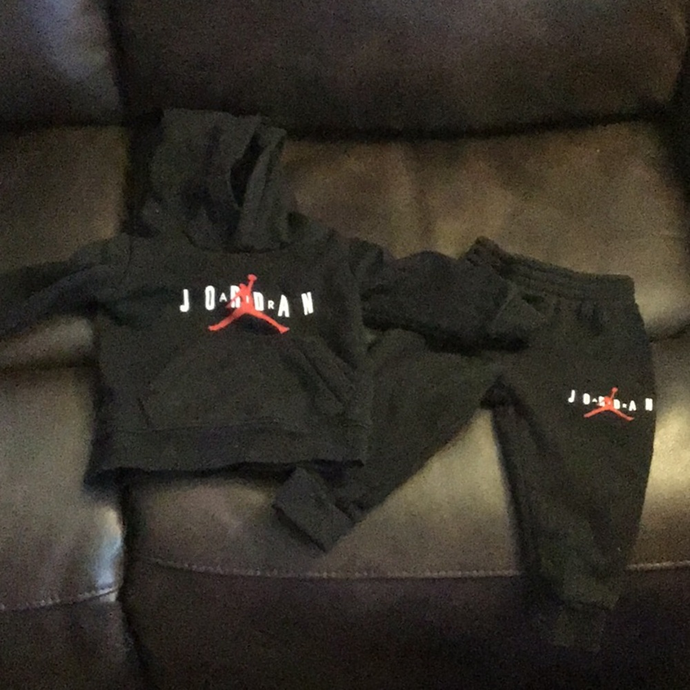 Nike Black Matching Sweatpants and Joggers Set